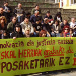 Busturialdean prentsaurrekoa grebara deituz