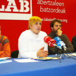 La secretaria general de LAB Ainhoa Etxaide y el portavoz de Nafarroa Igor Arroyo han comparecido hoy en Iru&ntilde;ea, acompa&ntilde;ados por Gaizka Uharte y Oskar Goldaraz, secretarios comarcales de Sakana-Larraun y Erribera-erdialdea, respectivamente.