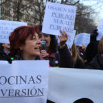 Concentraci&oacute;n para exigir la reversi&oacute;n de las cocinas de Osasunbidea.