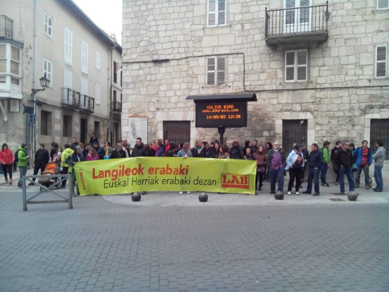 Maiatzaren Leheneko mobilizazioen argazki galeria