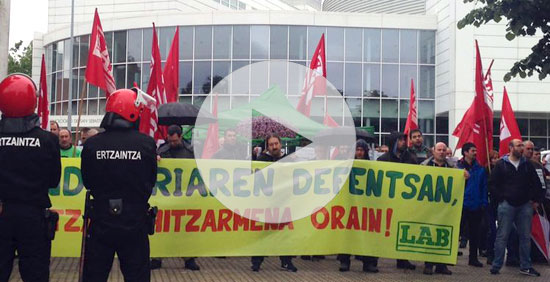 4 orduko protesta Euskal Herriko industriaren defentsan