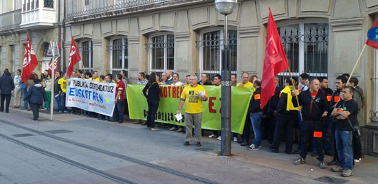 La plantilla de Euskotren denuncia las maniobras de privatización del Gobierno Vasco