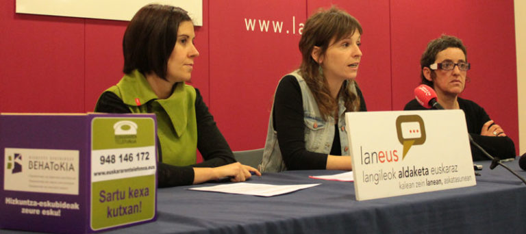 Langileon hizkuntz eskubideen urraketak salatzeko ekimena martxan jarri da
