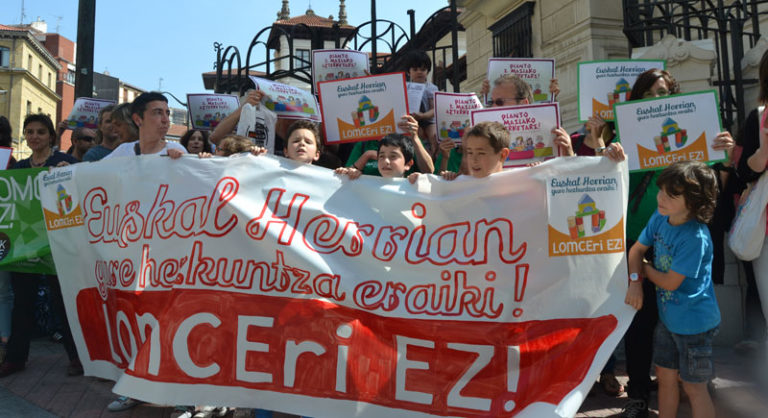 Euskal Herriak hezkuntzan ere bide propioa egin behar du