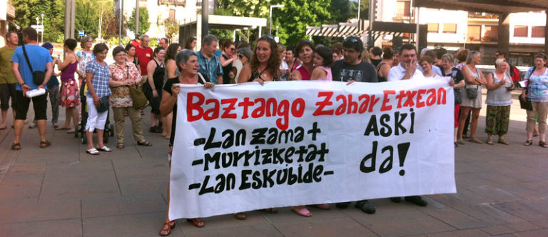 Baztango Zahar Etxeko langileen mobilizazioa pairatzen dituzten lan baldintzak salatzeko