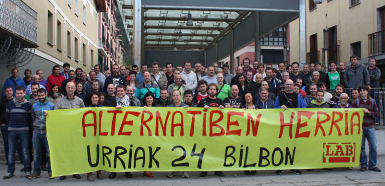 Buruntza-Goierriko LABeko delegatuek  #alternatibenherria joateko deia egin dute