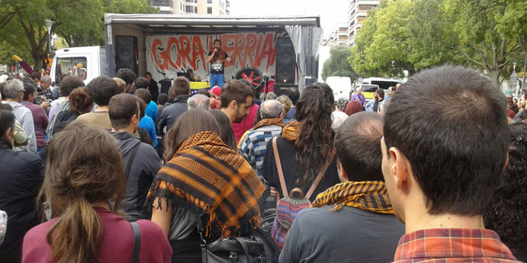 Elkartasuna ez da delitua, #herriakLibre