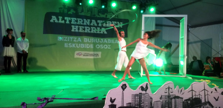 Alternatiben Herriak ateak zabalik ditu #alterHerria