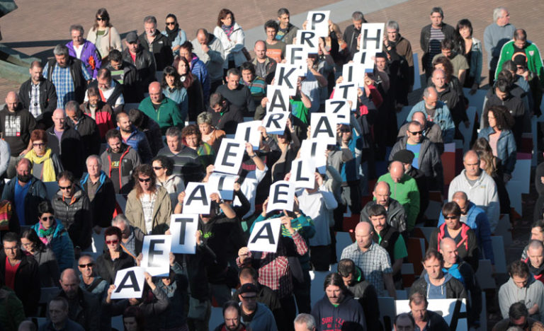 Prekarietateari aurre egiteko 1200€ eta 35 orduen bila goaz