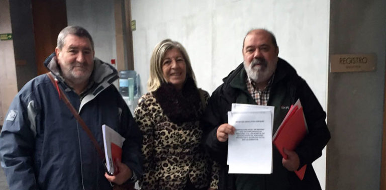 Pentsionistak Martxan plataformak Herri Ekimen Legegilea aurkeztu dute