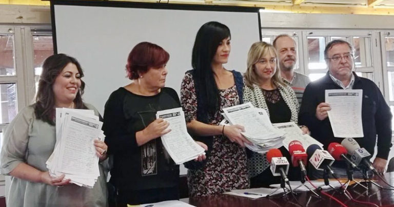 Manifestación contra la apertura de comercios en domingos y festivos el 29 de noviembre en Bilbo