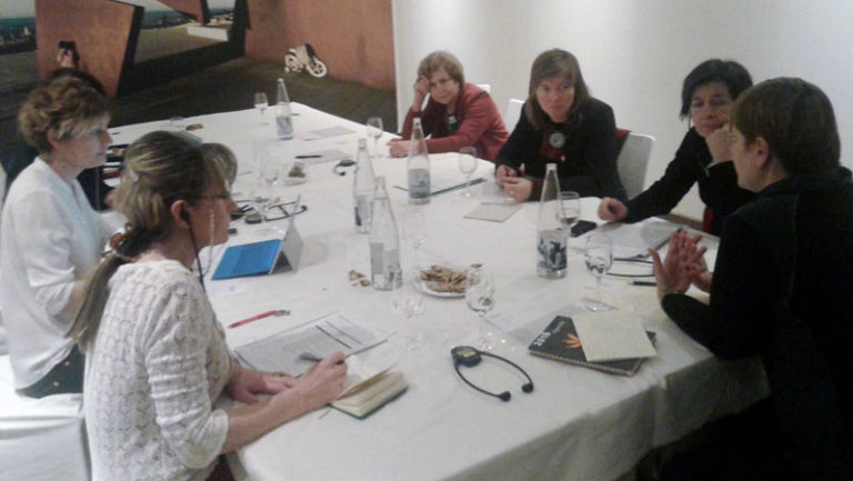 Gatazkaren konponbidean aurrera egin ahal izateko lehentasunezkoa da presoen auzia konpontzea