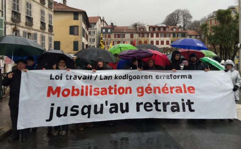 Borrokan lan kodigoaren erreforma apurtu arte