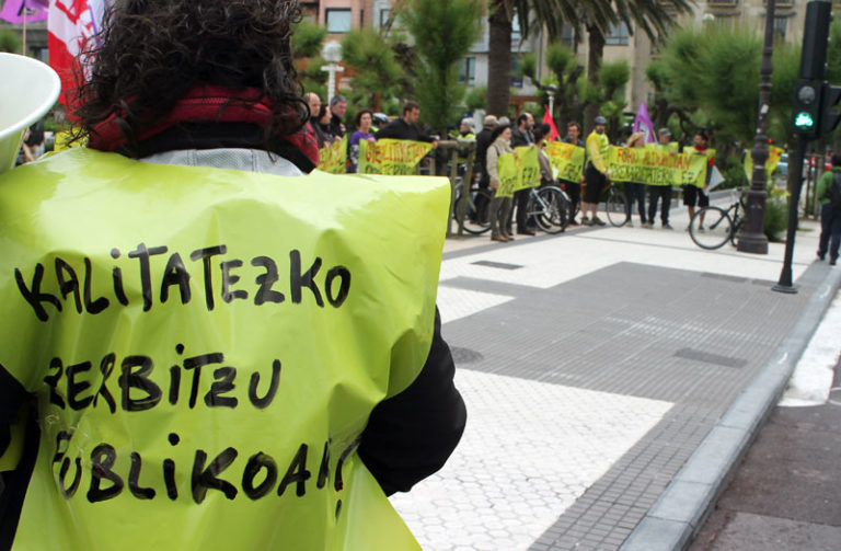Prekarietatearen aurkako martxek Hego Euskal Herria zeharkatu dute