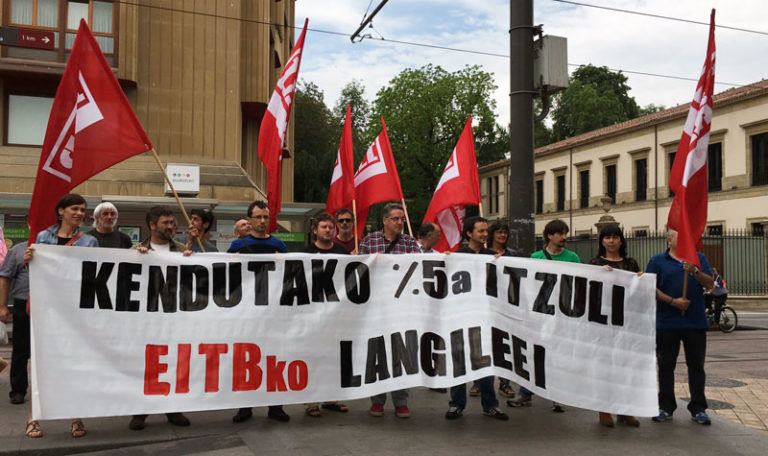 EAJk eta PSEk soldata murrizketei eusten diete EITBn