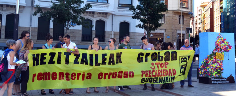 Guggenheim errudun eta instituzioak erantzule Museoko hezitzaileen egoera prekarioan