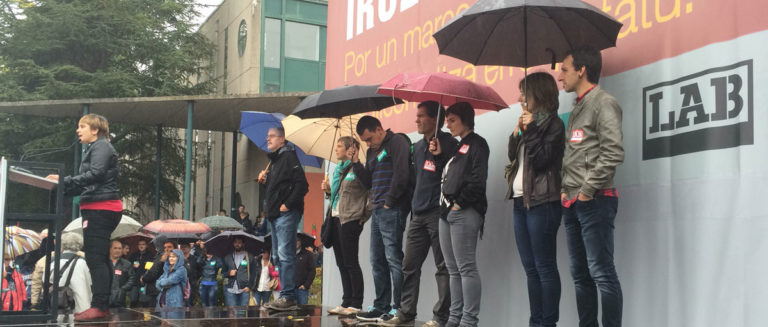 Ainhoa Etxaide: “Langileei beren interesak defendatzeko eta borrokatzeko eskubidea ukatzen dien akordioa da” #IruzurrikEz