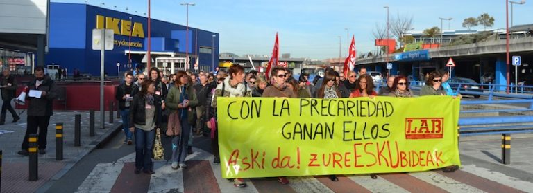 Hamar langiletatik zortzik lan baldintza prekarioak dituzte Zerbitzuen sektorean