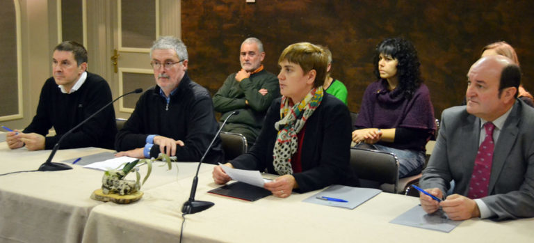 Armagabetzean “tresna independenteak” beharrezkoak direla berretsi dugu