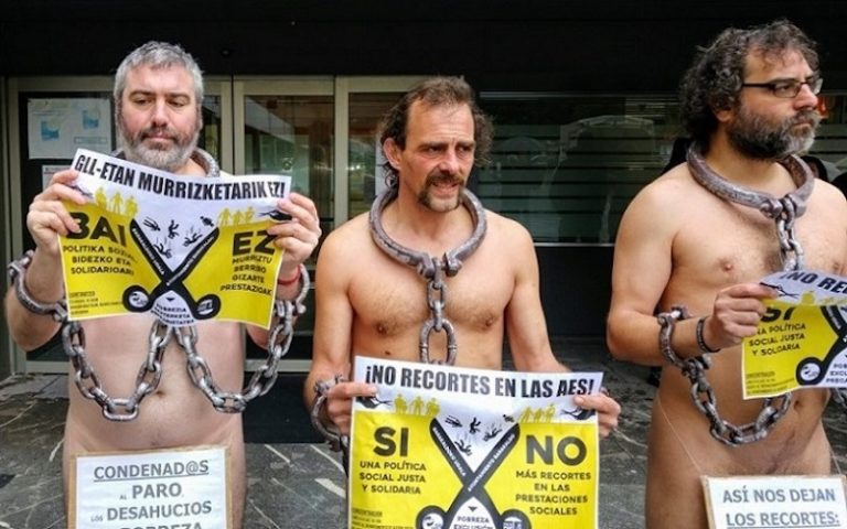 «Así nos dejan los recortes: desnudos y encadenados a la pobreza»