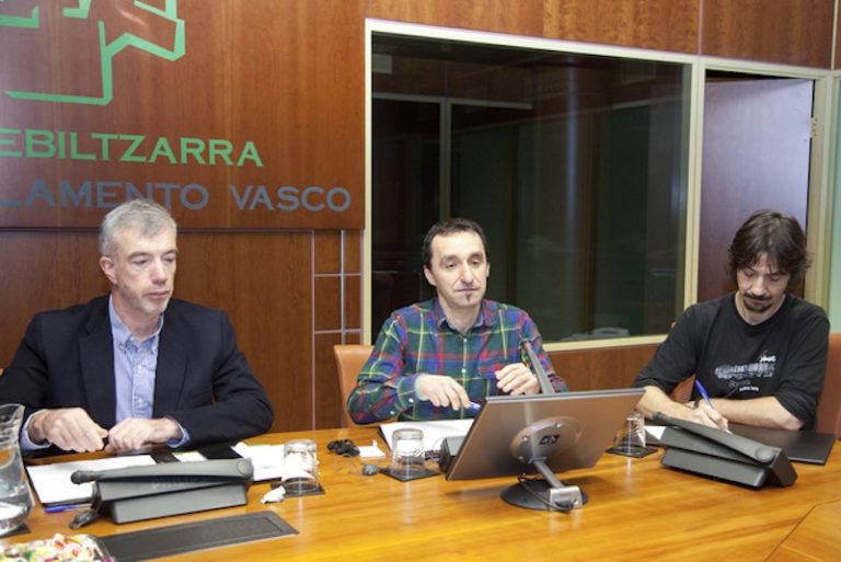 Hemos denunciado, también en el Parlamento, la situación de no-negociación de la Mesa General