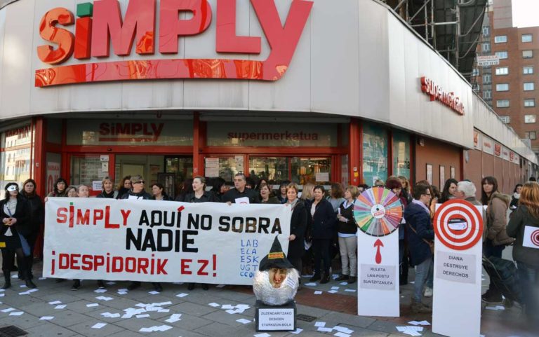 Sabeco Banaketako langileek kalejira egin dute enplegua suntsiketa eta lan-baldintzen okertzearen aurka