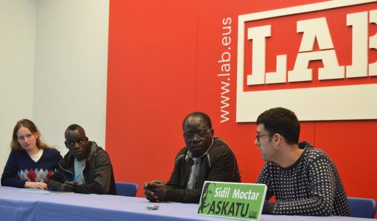 Migranteek hartu dute hitza