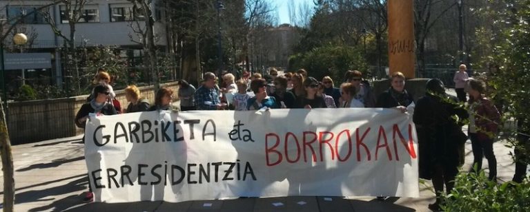 2012. urteaz geroztik soldatak izoztuak dituztela salatu dute Oreretan