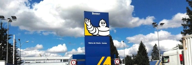 Michelin langile ebentualak masiboki kaleratzen ari dela salatu dugu