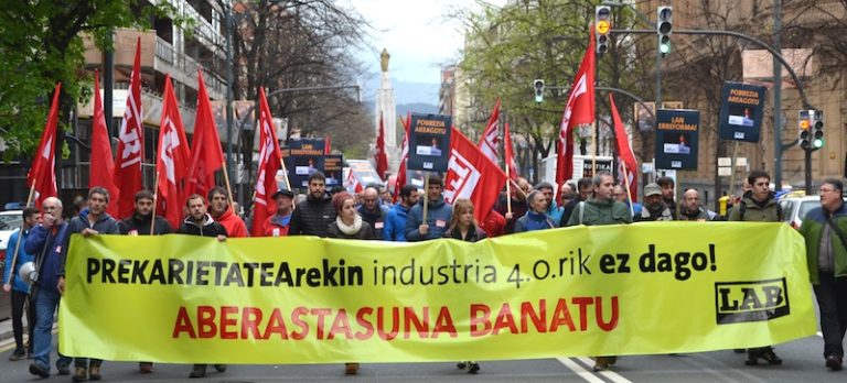 Hemos exigido menos propaganda y más política industrial