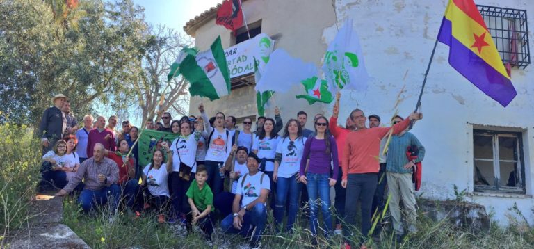 El SAT ocupa una finca en Jaén para pedir la libertad de Andrés Bódalo