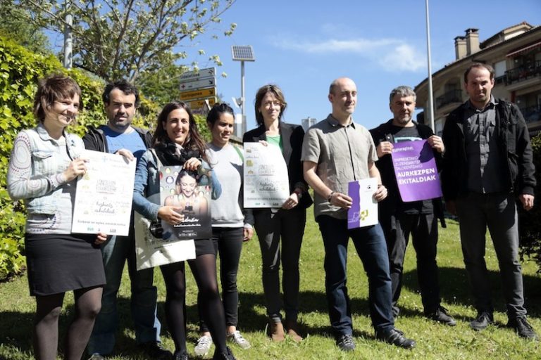 Lan mundua euskalduntzeko proba pilotu bat egingo dugu Urola-Kostako hainbat enpresatan