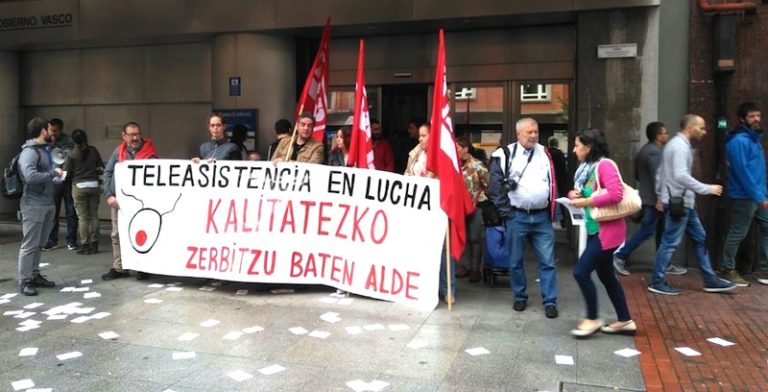 Continúan los paros en el servicio de teleasistencia de la CAV