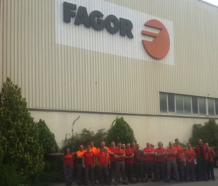 Protesta convocada en la planta de Eskoriatza.