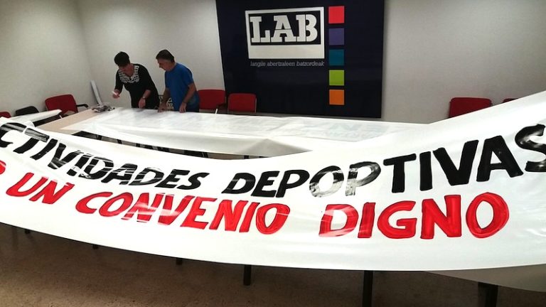 Trabajadores y trabajadoras de actividades deportivas de Araba harán huelga del 23 al 31 de julio