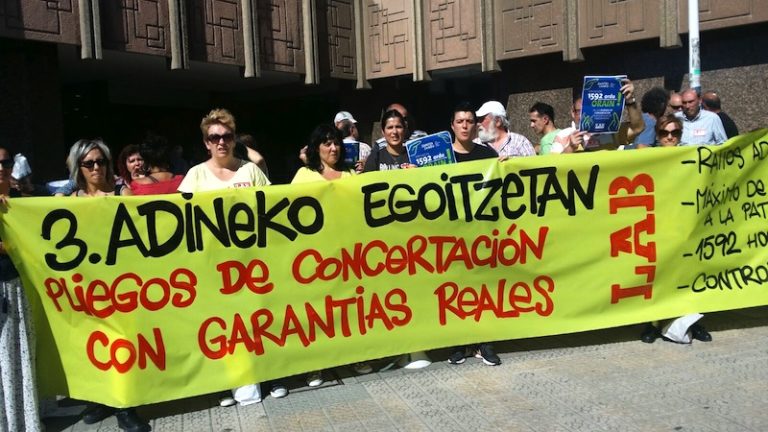 Nos hemos movilizado para pedir un cambio en el modelo de gestión de las Residencias de la Tercera Edad de Bizkaia