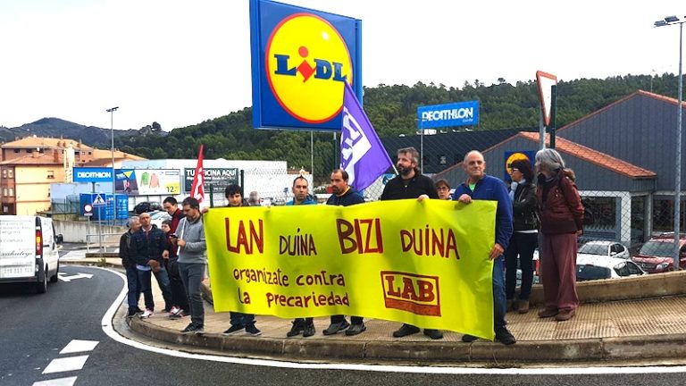 Prekarietatea salatu dugu Lizarran, Sar Quavitae enpresaren aurrean