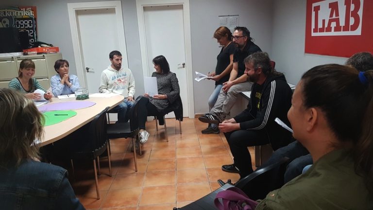 Ekintza sindikalaren oinarrien inguruan gogoeta egin dugu Tuteran