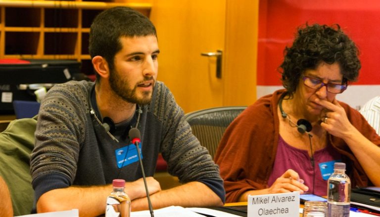 Politika inperialistak salatu ditugu Bruselan