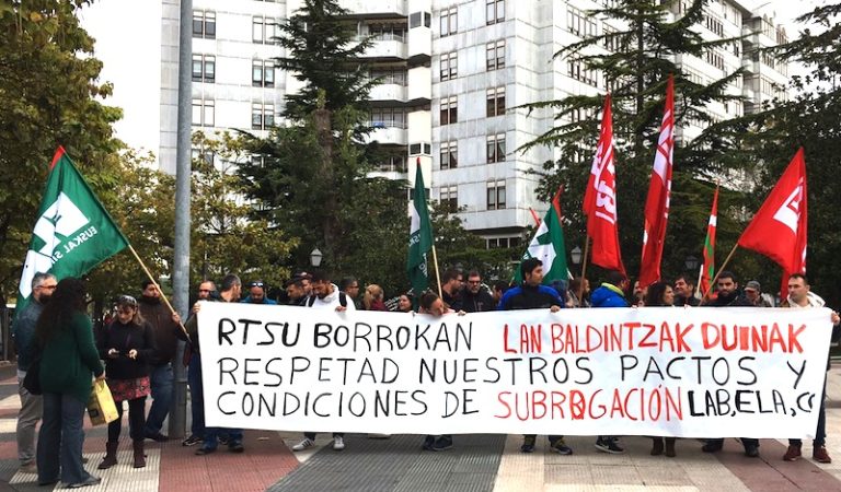 Trabajadoras y trabajadores de ambulancias exigen condiciones dignas