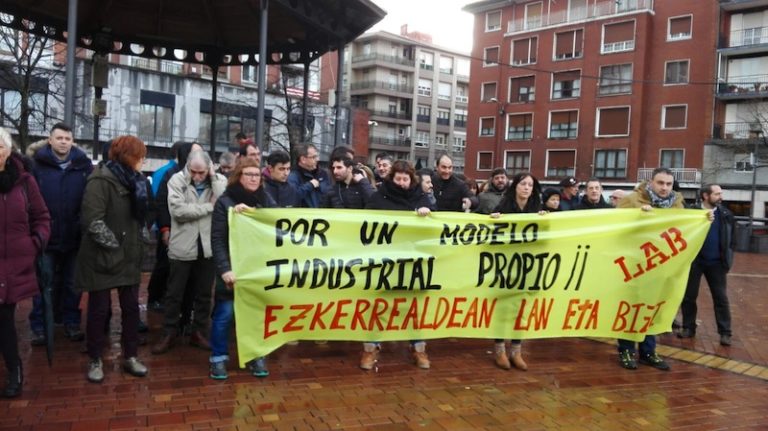 Beste industria politika bat aldarrikatu dugu Sestaon