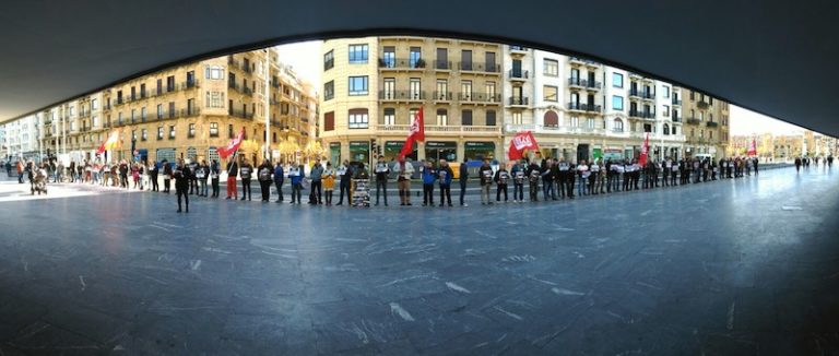 Beste industria politika bat aldarrikatu dugu Kursaalen