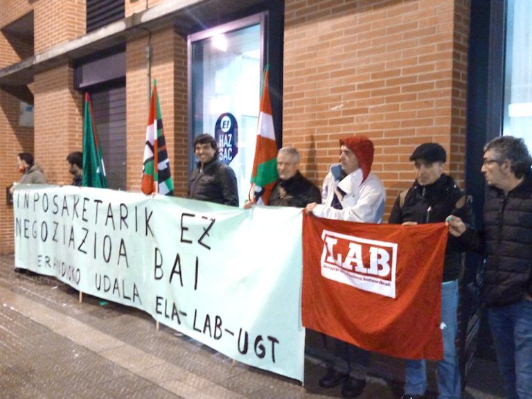 EAJk eta PSEk langileekiko duten politika salatu dugu Erandion