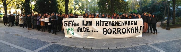 Kazeroladak egin ditugu Gipuzkoako Aldundiko lantokietan, hitzarmenaren alde