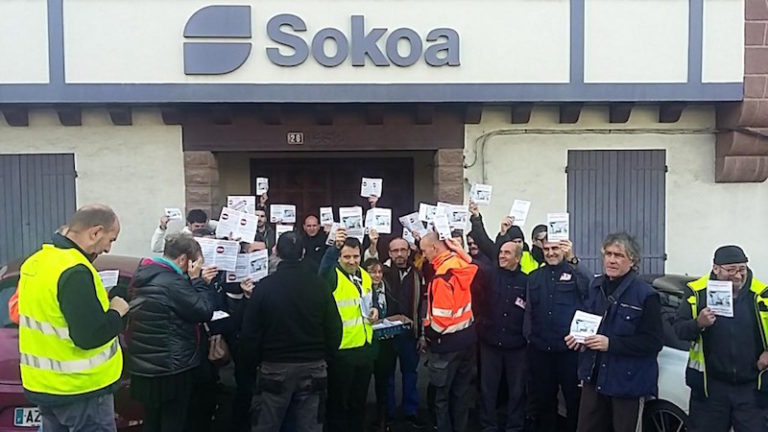 Sokoako langileek elkartasuna adierazi diote Sebastien Hiriarti