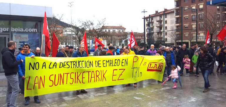 Enpleguaren defentsan mobilizatu gara, Productos Tubulares eta Tubos Reunidoseko langileak gogoan