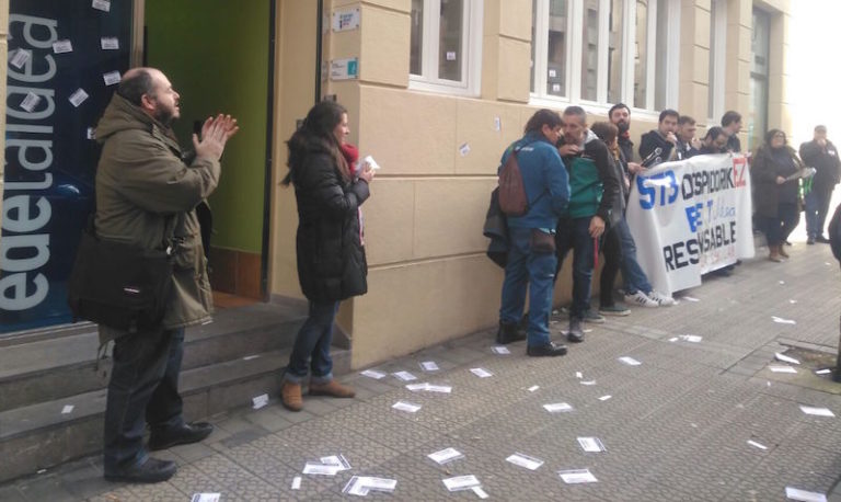 Mobilizazioekin jarraitzen dute ST3 elkarteko langileek