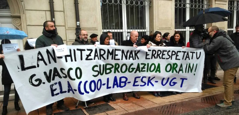 Hemos denunciado en el Parlamento de Gasteiz el incumplimiento del convenio de intervención social de Araba