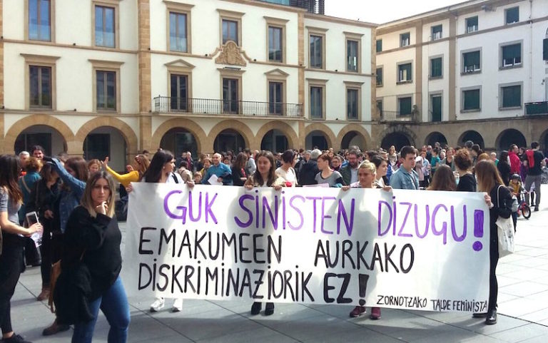 Abrasivos Texajax enpresak diskriminatutako langileari babesa eman diote