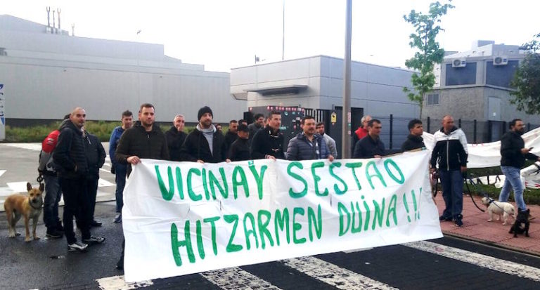 Protestekin jarraitzen dute Vicinay enpresako langileek